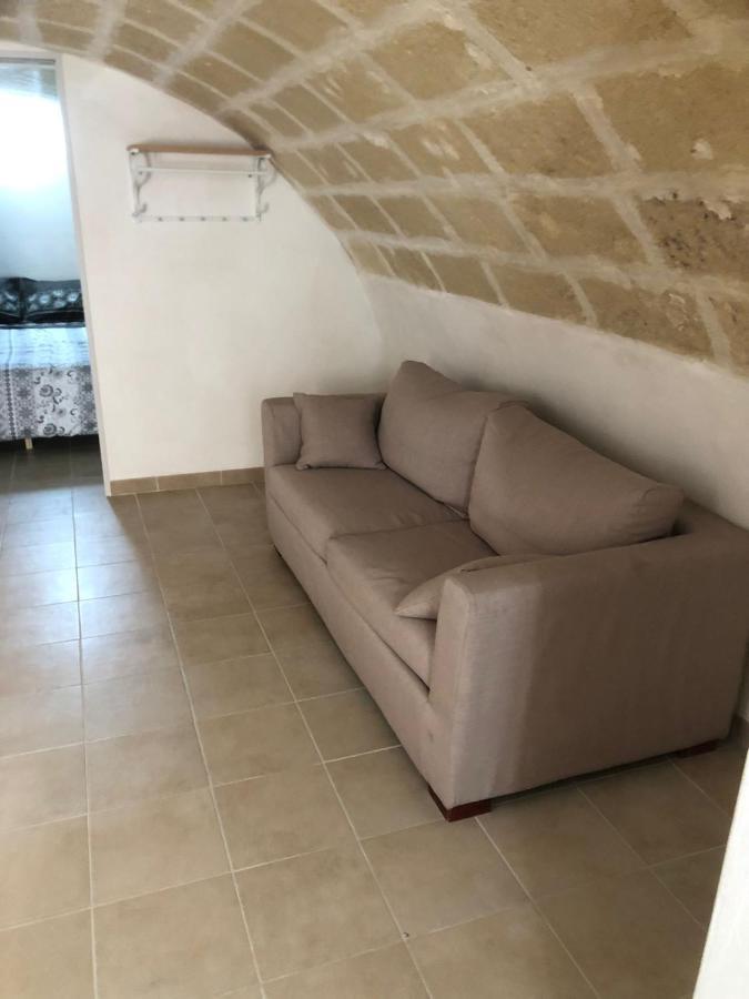 Xenia Renting Vila Massafra Exterior foto